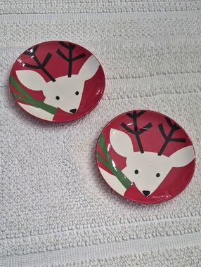 TARGET BE MERRY Red Reindeer Appetizer Plates (Set of 2) 2010